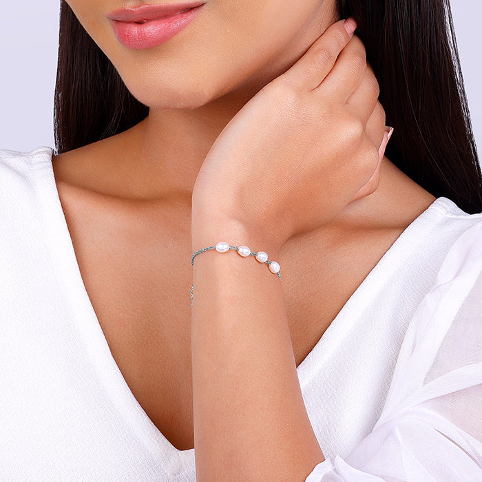 Pearl Shine Bracelet