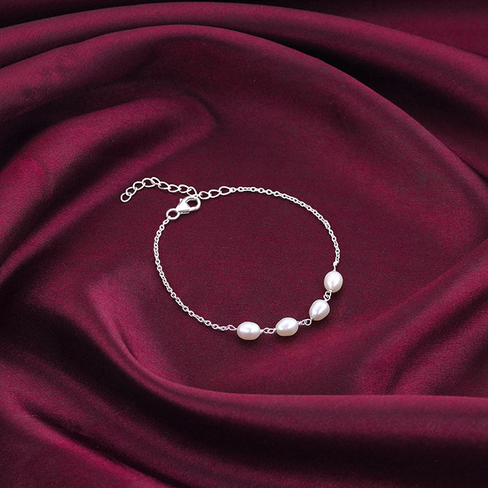 Pearl Shine Bracelet