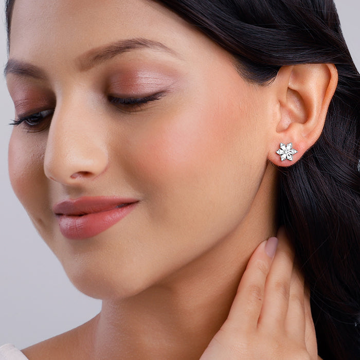 Silver Snow Studs