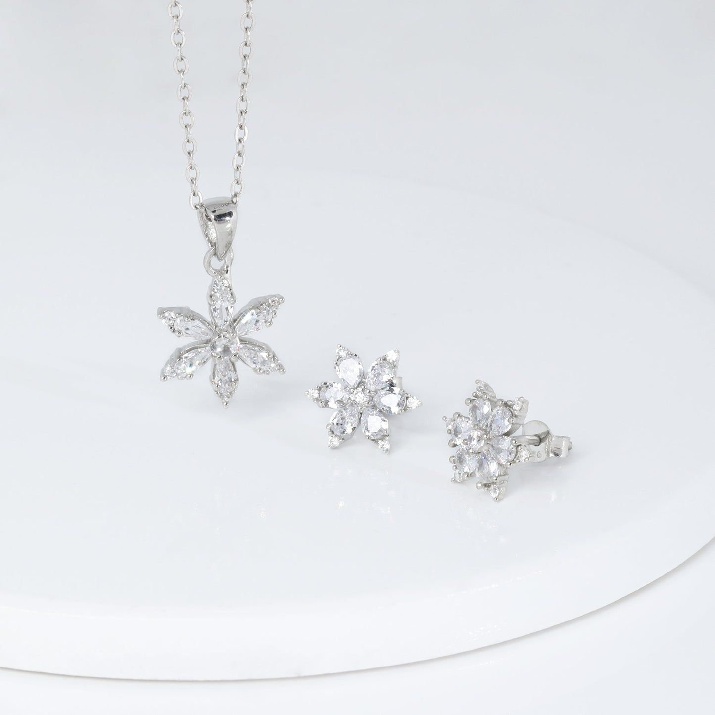 Silver Snowflake Set